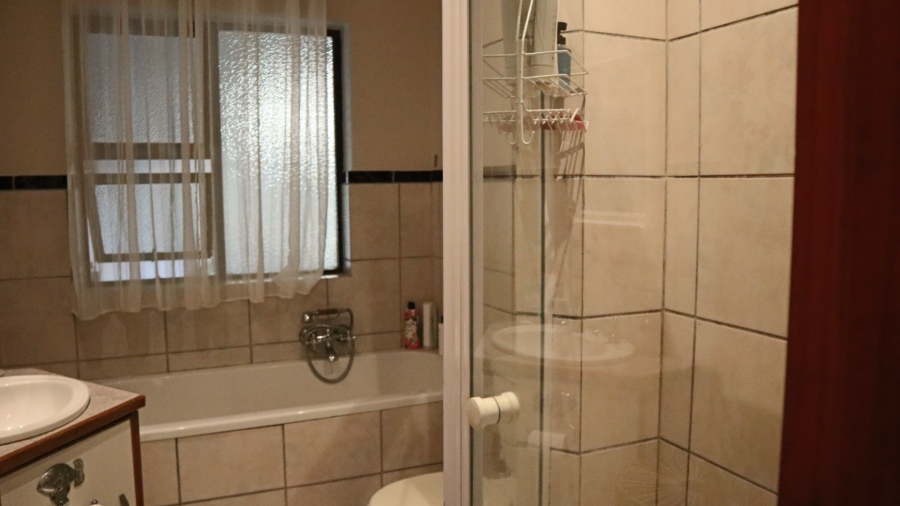 3 Bedroom Property for Sale in Rooi Rivier Rif Western Cape